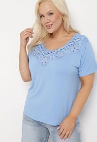 Niebieska bluzka z Krótkim Rękawem z Koronką Przy Dekolcie i Ozdobnymi Cyrkoniami Rissamara Born2Be damska