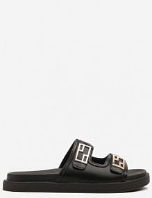 Czarne klapki Ozdobione Metaliczną Aplikacją Liavianne c'm paris damskie