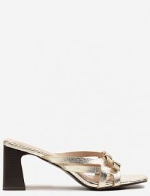 Złote klapki na Słupku Ozdobione Klamrami i Paskami Yasfia cink me