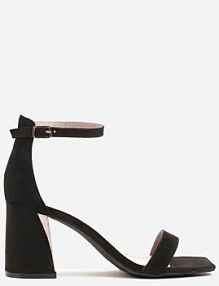 Czarne sandały na Słupku Ozdobione Kwadratowym Noskiem Nusitira ciaodeo