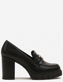 Czarne półbuty Mokasyny na Słupku Ozdobione Aplikacją Korneliza modern world