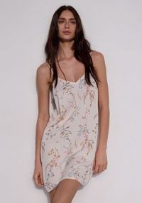 Koszula nocna z wiskozy Reserved beżowa 1621R-02X