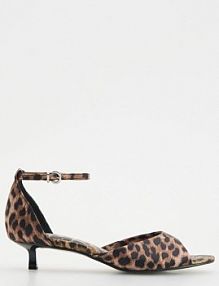 Sandały na obcasie Reserved 319CR-MLC