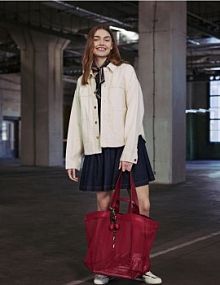 Jeansowa koszula z kieszeniami Reserved beżowa 7789B-02J