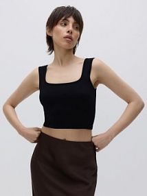 Krótki top na ramiączkach Reserved czarny damski 9976B-99X