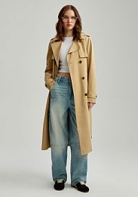 Dwurzędowy  trencz z paskiem House beżowy 228CH-08X