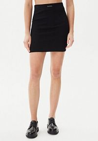 Spódnica ołówkowa Calvin Klein Jeans czarna J20J225527  Slim Fit