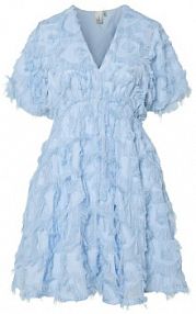 Sukienka koktajlowa YAS niebieska 