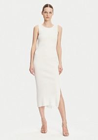 Sukienka dzianinowa Guess biała 