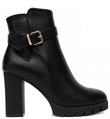 Botki na obcasie DeeZee czarne