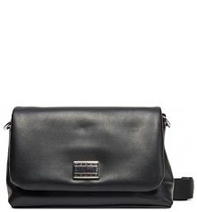 Torebka listonoszka Tommy Jeans czarna