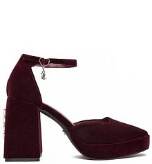 Czółenka Juicy Couture bordowy