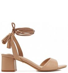 Sandały na obcasie DeeZee beżowe