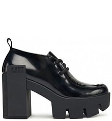 Półbuty na obcasie United Nude czarne