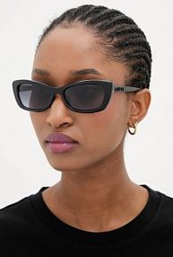 Okulary Guess  czarne damskie GU00156.H.550