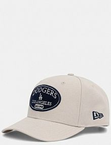 Czapka z daszkiem new era  beżowa damska 60691205