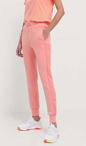 Spodnie dresowe Guess  różowe damskie V2YB18.K7UW2
