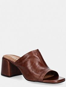 Klapki eleganckie Jonak  brązowe 3600242