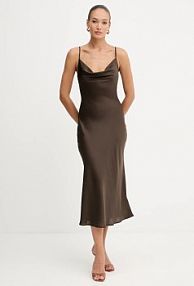 Sukienka maxi Guess  brązowa W5GK85.WH9C2