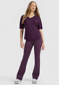Spodnie dresowe fioletowe 4F damskie 4FRAW25TTROF1646-50S