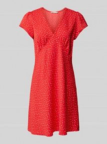 Sukienka mini z dekoltem w serek model MYLA Levis czerwona EAN 1O90002