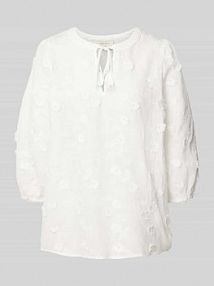 Bluzka o kroju regular fit z fakturowanym wzorem model Darana FREE/QUENT biała damska EAN 205719