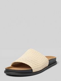 Klapki z efektem plecionki model Effie Vagabond białe EAN 5922-125