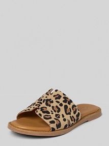 Klapki skórzane z fakturowaną podeszwą tamaris beżowe EAN 1-27136-44