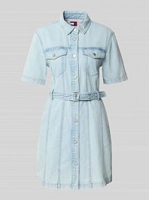 Sukienka jeansowa taliowana z czystej bawełny Tommy Jeans niebieska EAN DW0DW21168