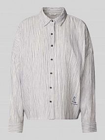 Bluzka koszulowa o kroju oversized z wyhaftowanym motywem model Ruby mustang niebieska damska EAN 1016577