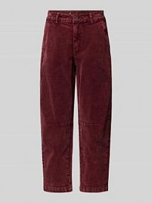 Spodnie sztruksowe o kroju barrel fit z wpuszczanymi kieszeniami Buena Vista czerwone damskie EAN 2509-B5904