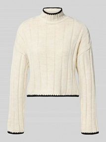 Sweter z dzianiny o kroju regular fit z golfem model CHICK Only biały damski EAN 15329963