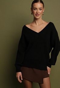 Czarny sweter z Kaszmirem z Dekoltem w Serek Plenae Born2Be damski