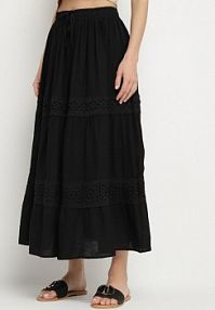 Czarna spódnica z Wiskozą o Rozkloszowanym Kroju z Koronkowym Zdobieniem Banilea belcci