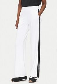Spodnie dresowe EA7 Emporio Armani białe damskie 7W000174 AF12643 U0002  Regular Fit
