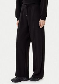 Spodnie dresowe ONLY czarne damskie Scarlet 15355811  Regular Fit