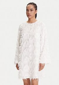 Sukienka koktajlowa YAS biała 26038226  Loose Fit