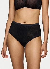 Figi Triumph czarne Klasyczne z wysokim stanem