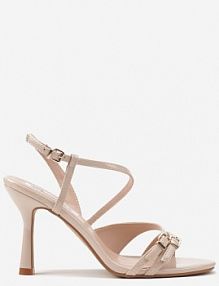 Beżowe sandały na obcasie Zdobione Skośnym Paskiem i Klamerkami Mallunea ciaodeo