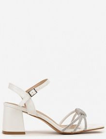 Białe sandały na Słupku Ozdobione Cyrkoniami Nilomessa Renee
