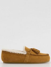 Zamszowe loafersy z barankiem Reserved beżowe 017FF-80X