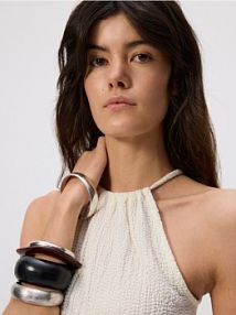 Kreszowany top z dekoltem halter Reserved biały damski 342GU-01X