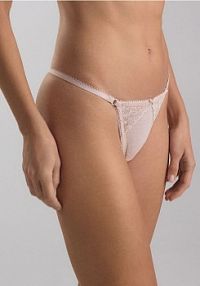 Koronkowe majtki typu stringi Reserved różowe 353EZ-03X