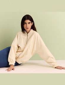 Kurtka bomberka z kieszeniami Reserved biała 441EN-01X