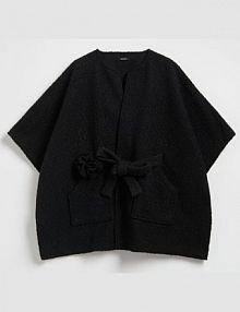 Ponczo z wiązaniem Reserved czarne 666FD-99X