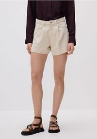 Jeansowe szorty z zakładkami Reserved białe 8757B-01J