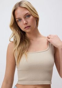 Krótki top na ramiączkach Reserved beżowy damski 9976B-02X