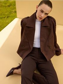 Krótki trencz z bawełną Reserved brązowy UB877-89X