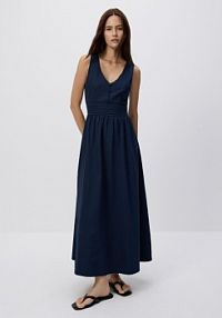 Sukienka maxi z wiązaniem na plecach Reserved granatowa XQ223-59X
