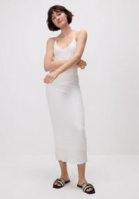 Strukturalna sukienka Reserved biała XQ226-00X